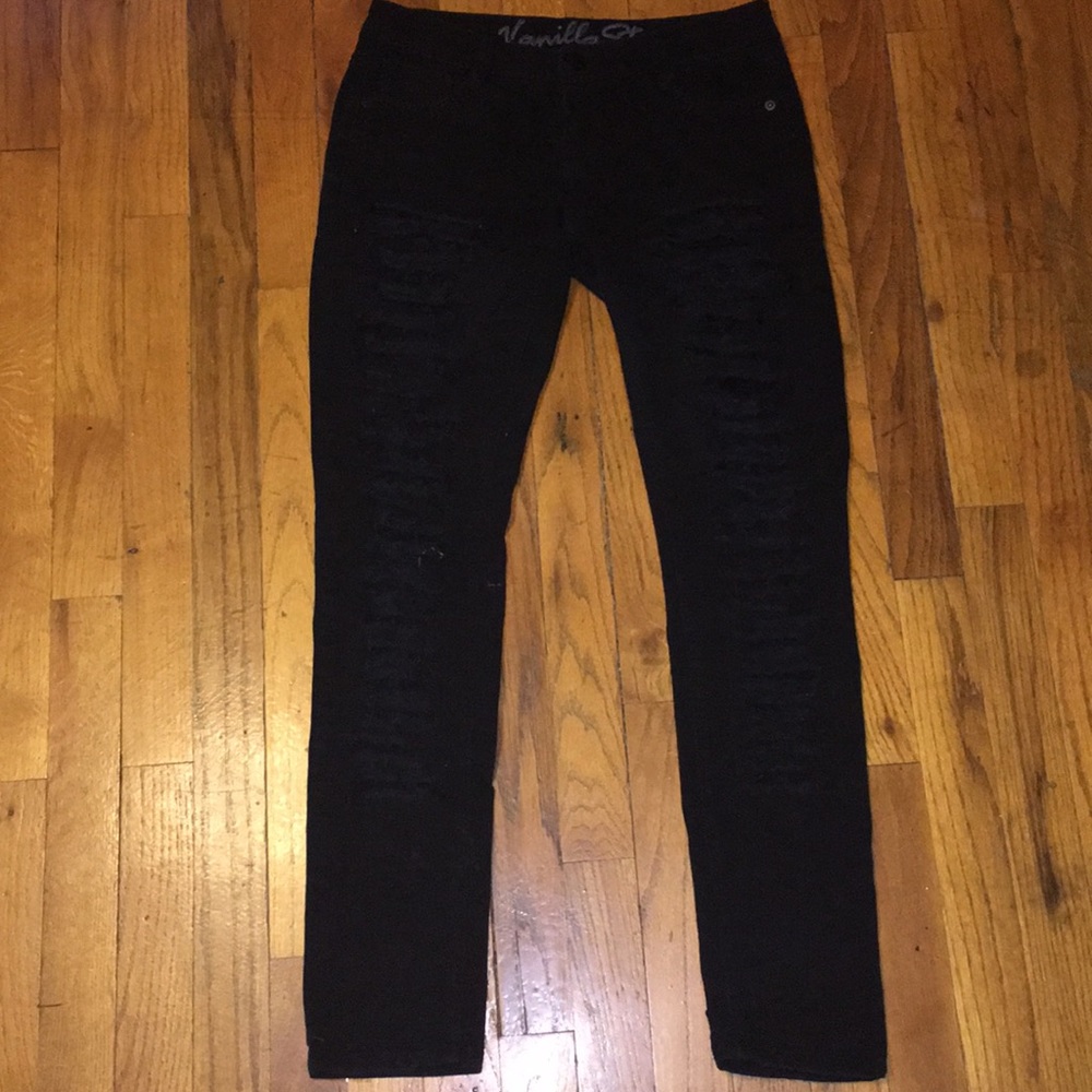 black distressed jeans